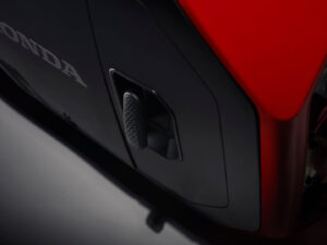 Honda-EU32i-Detail-V3